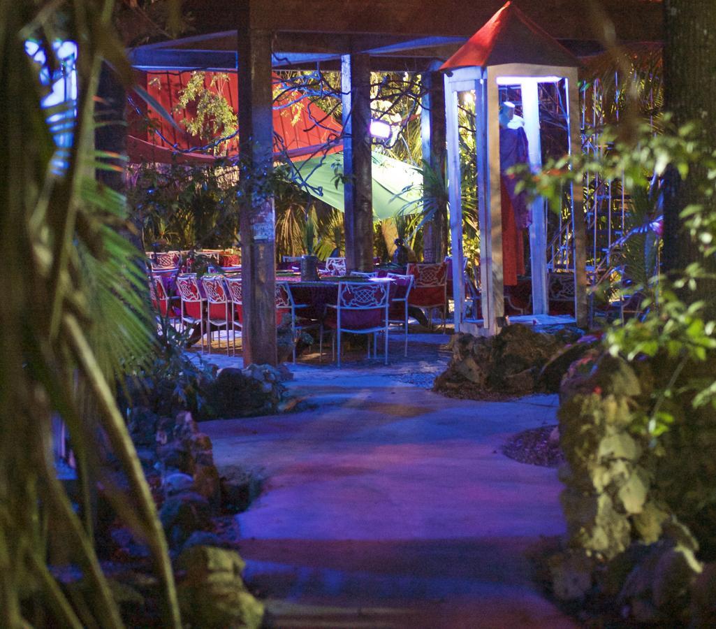 Abezza Resort And Adventure Spa Maskall Exterior photo
