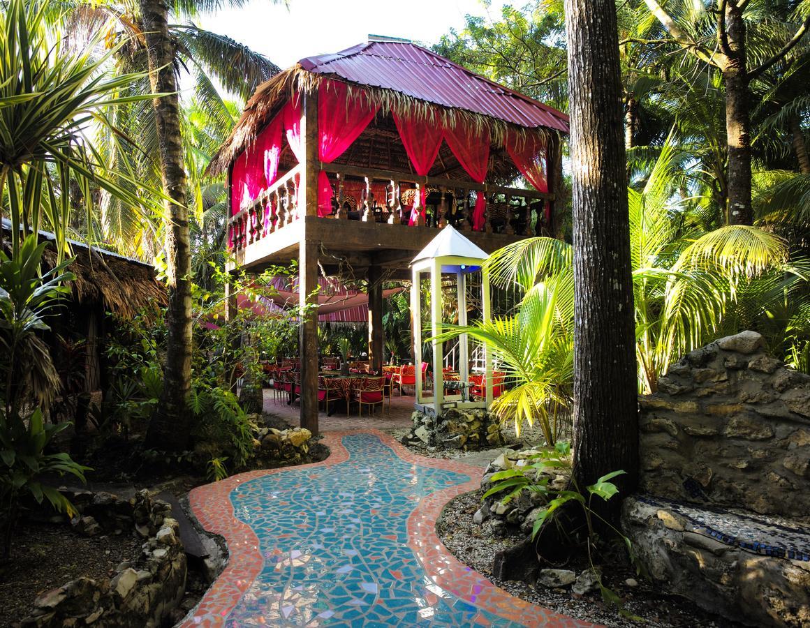Abezza Resort And Adventure Spa Maskall Exterior photo